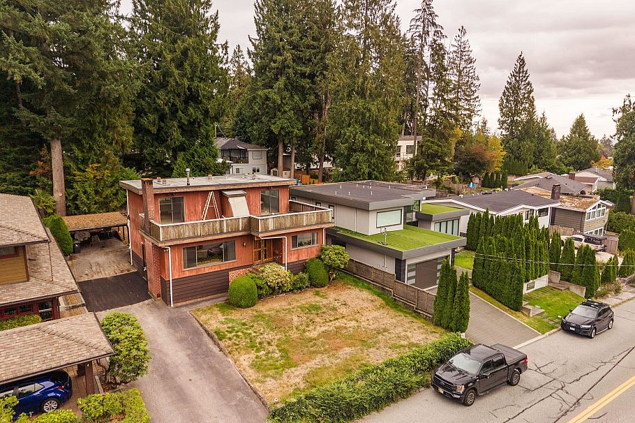 4590 Highland Boulevard North Vancouver, BC - 18