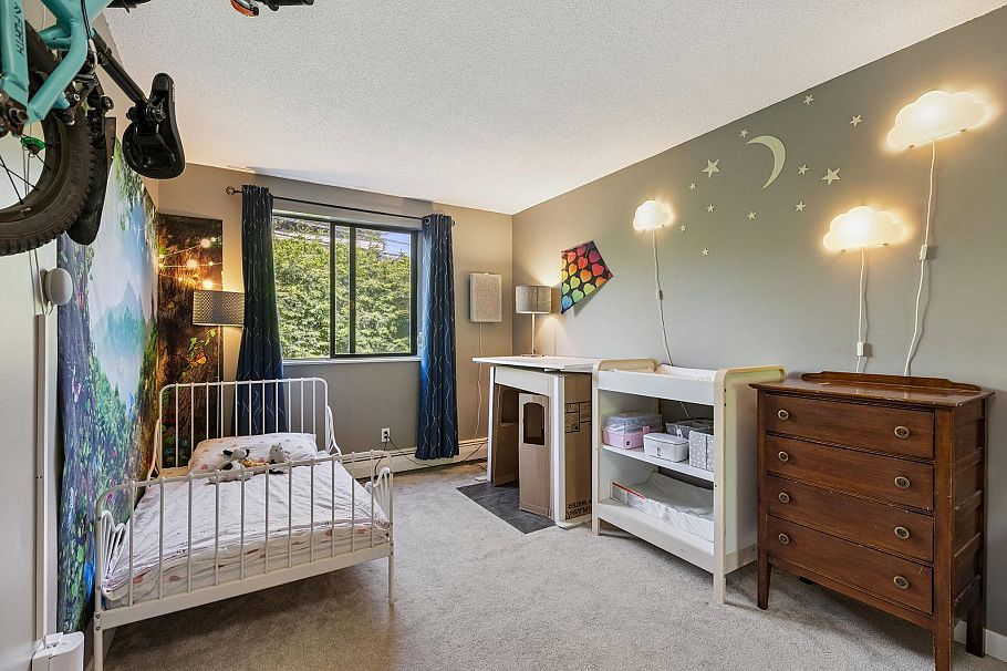 209 310 E 3rd Street North Vancouver, BC - 27