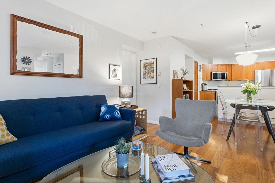 101 685 W 7th Avenue Vancouver, BC - 4