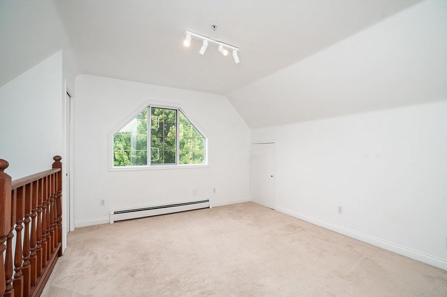 2948 Grant Street Vancouver, BC - 15