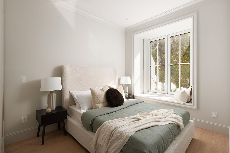 3579 W 19th Avenue Vancouver, BC - 24