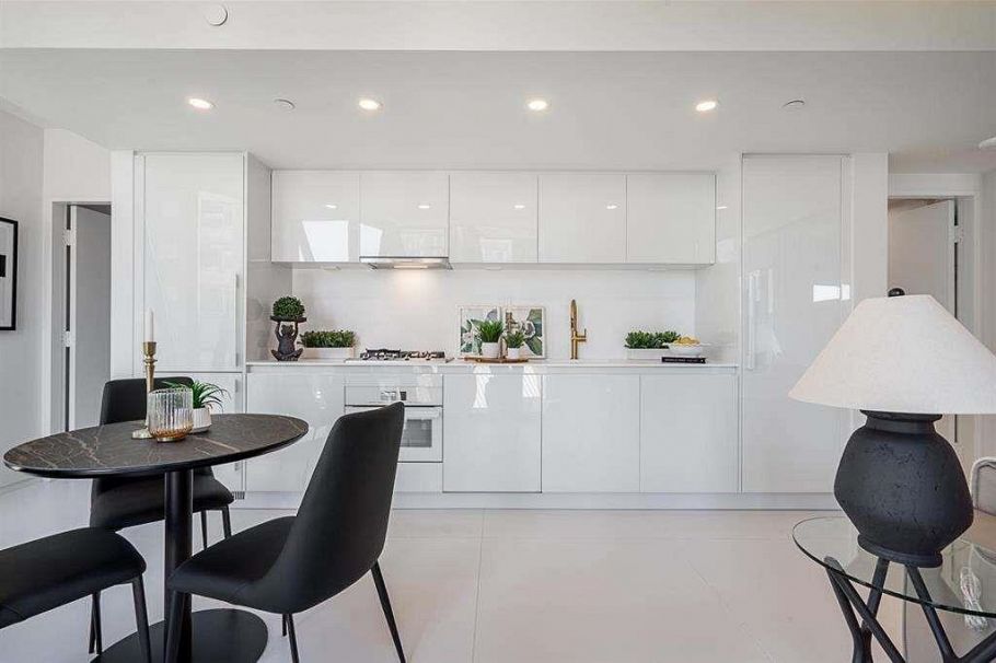 703 1033 Nelson Street Vancouver, BC - 16