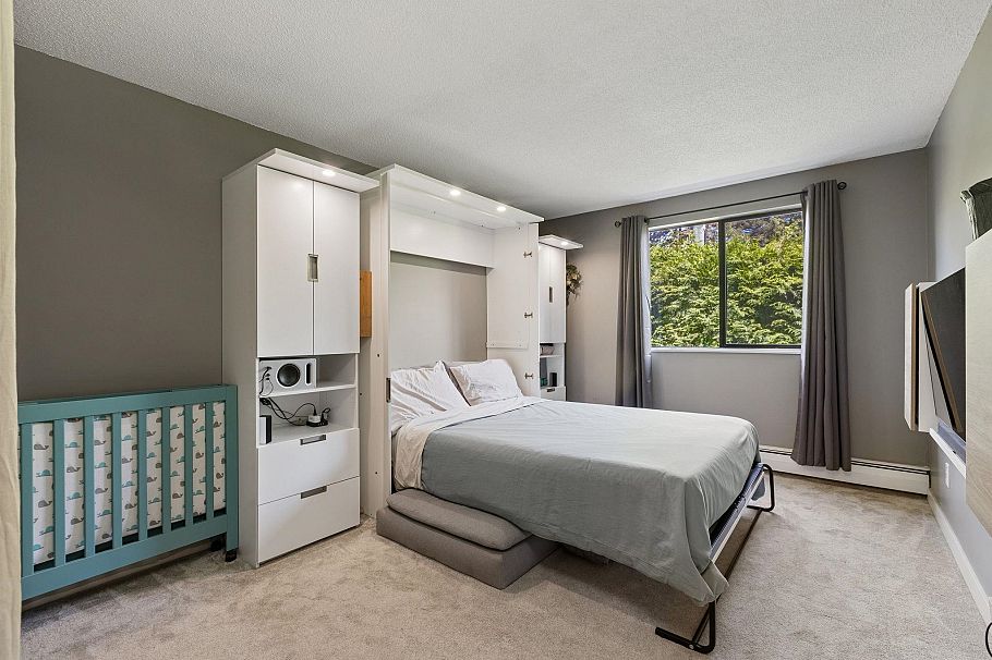 209 310 E 3rd Street North Vancouver, BC - 25
