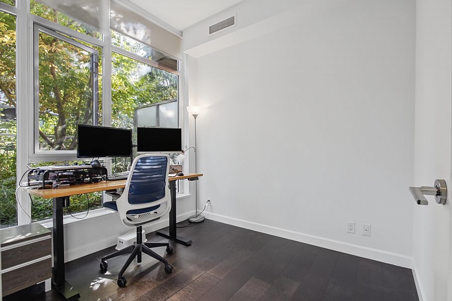 TH1 3355 Binning Road Vancouver, BC - 8