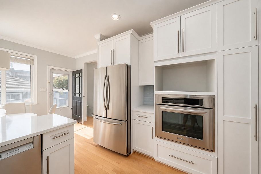 2726 W 42nd Avenue Vancouver, BC - 7