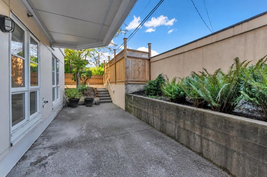 104 3621 W 26th Avenue Vancouver, BC - 2
