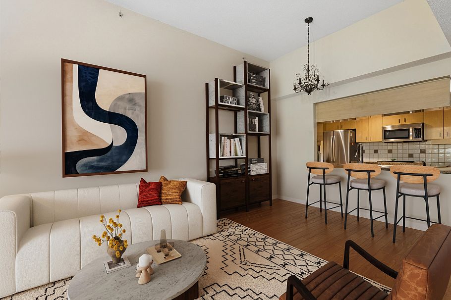 2P 1033 Marinaside Crescent Vancouver, BC - 5