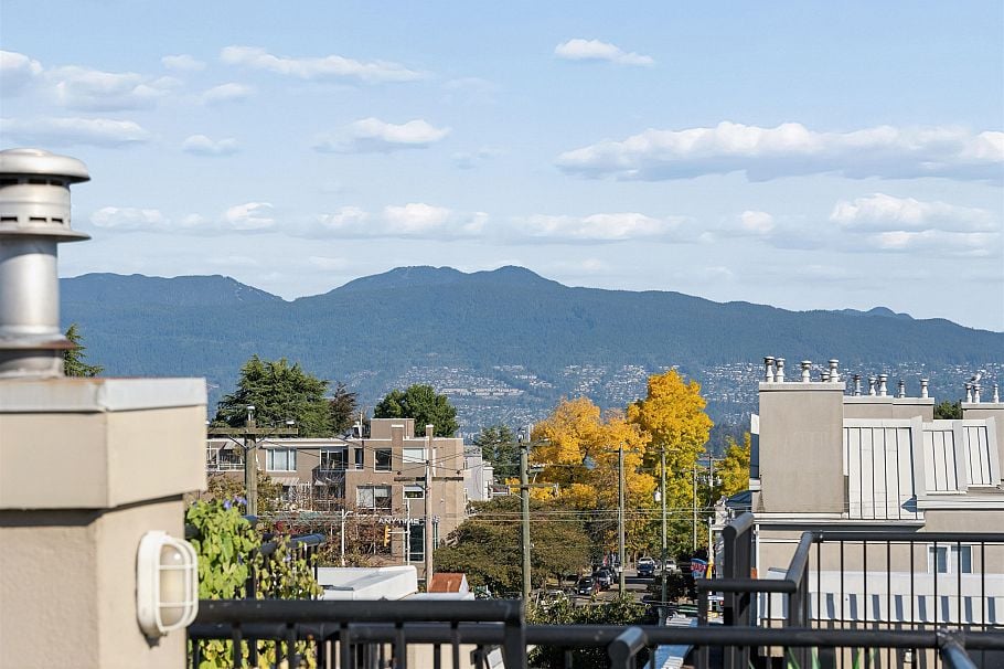 203 2190 W 5th Avenue Vancouver, BC - 16