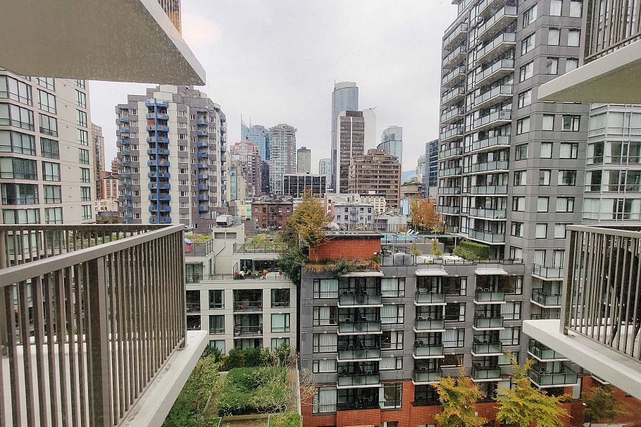 1002 1055 Richards Street Vancouver, BC - 7