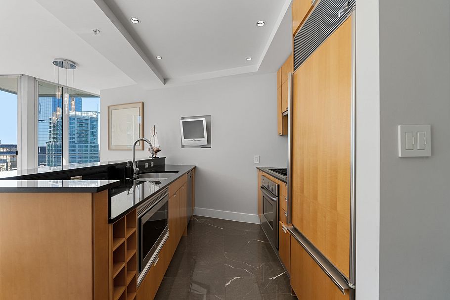 2605 1077 W Cordova Street Vancouver, BC - 19
