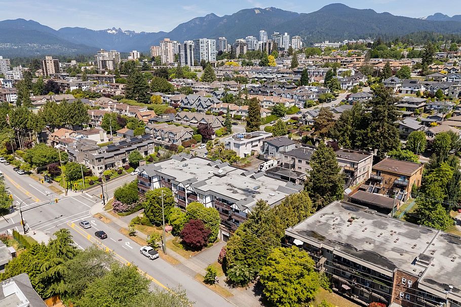 209 310 E 3rd Street North Vancouver, BC - 36