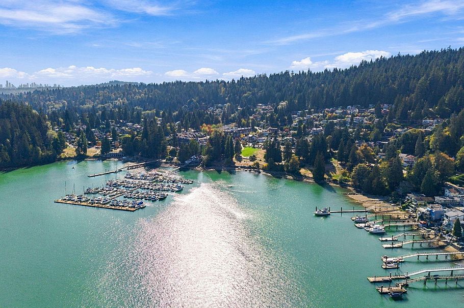2787 Panorama Drive North Vancouver, BC - 33