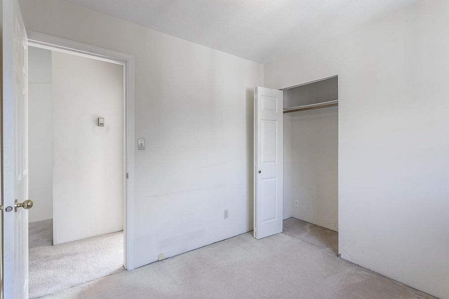 1678 E 13th Avenue Vancouver, BC - 22