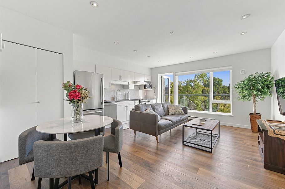 406 1688 Cypress Street Street Vancouver, BC - 1