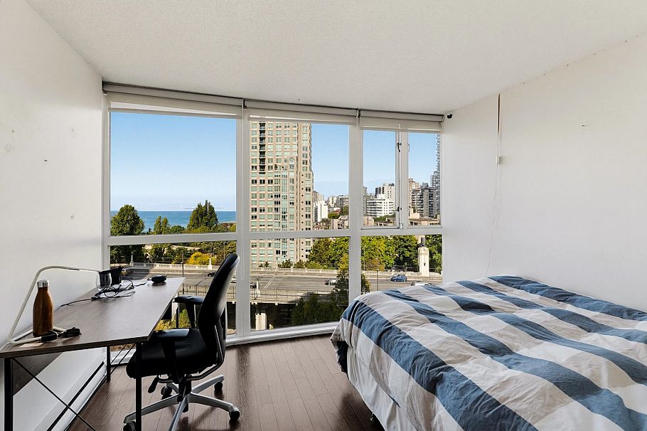 1401 907 Beach Avenue Vancouver, BC - 21
