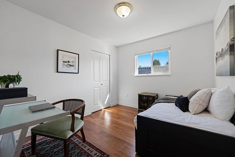 1154 Harold Road North Vancouver, BC - 31