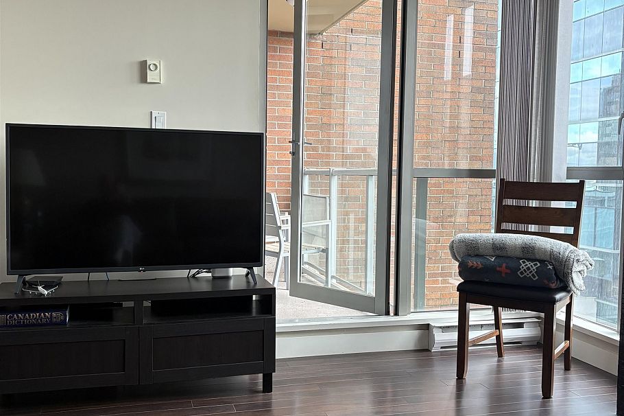 707 1575 W 10th Avenue Vancouver, BC - 7