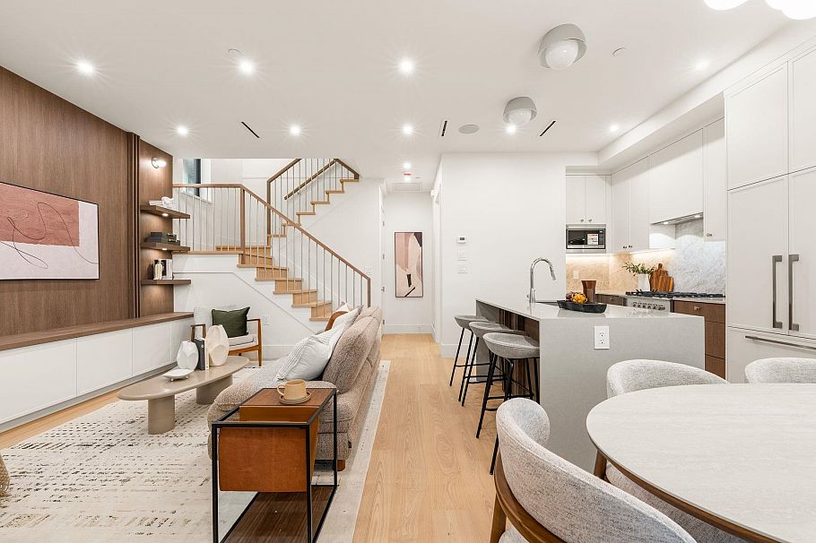 1 2735 Eton Street Vancouver, BC - 13