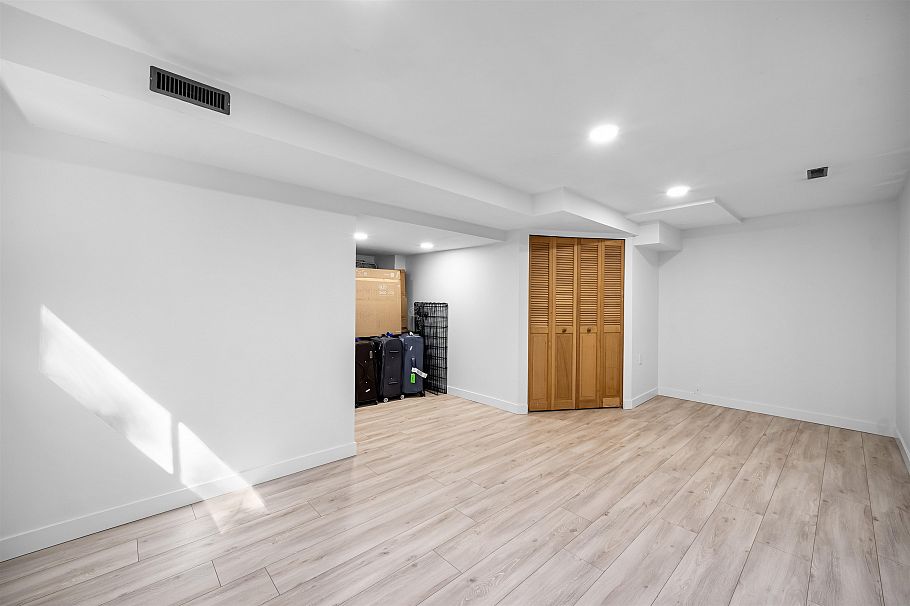 5520 Huckleberry Lane North Vancouver, BC - 29