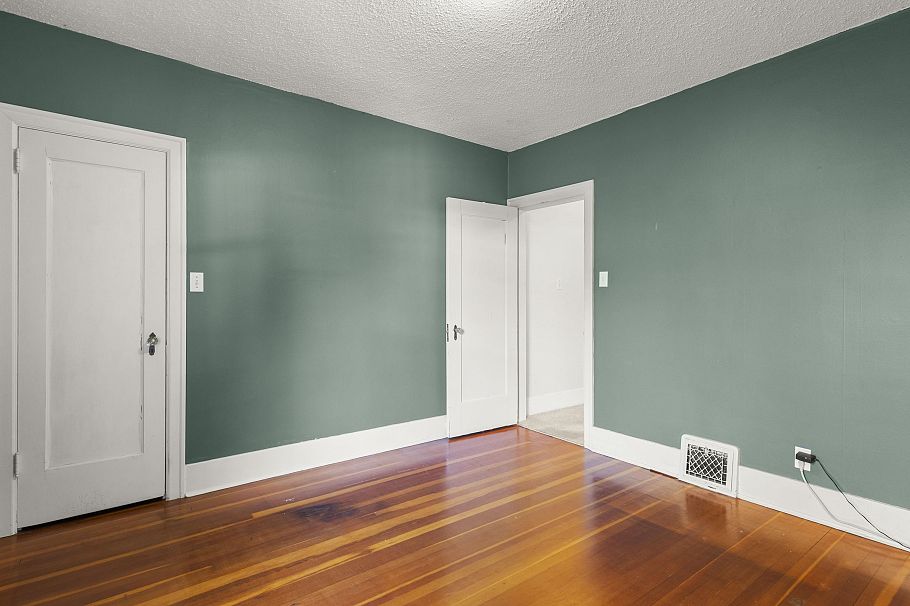 3989 W 19th Avenue Vancouver, BC - 13