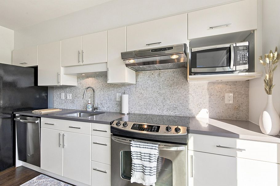 406 1688 Cypress Street Street Vancouver, BC - 8