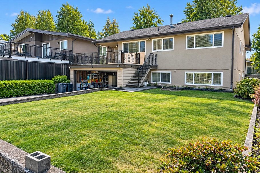 1215 E 48th Avenue Vancouver, BC - 7