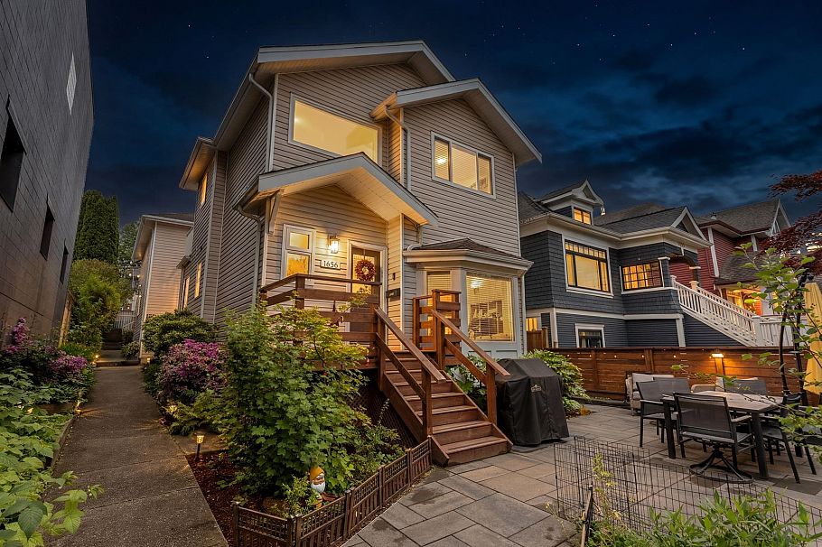1678 E 13th Avenue Vancouver, BC - 34
