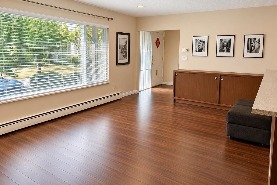 1215 E 48th Avenue Vancouver, BC - 16