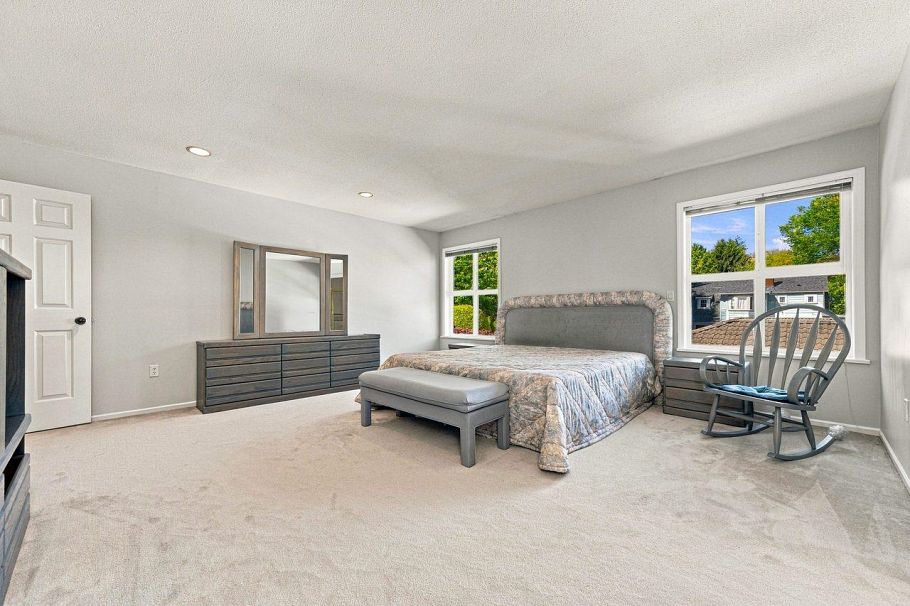 1039 W 29th Avenue Vancouver, BC - 22