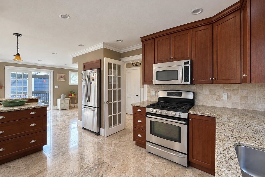 2718 Byron Place North Vancouver, BC - 9