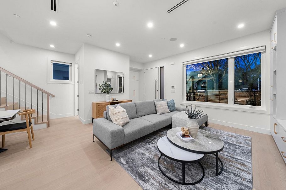 1 1582 E 2nd Avenue Vancouver, BC - 7