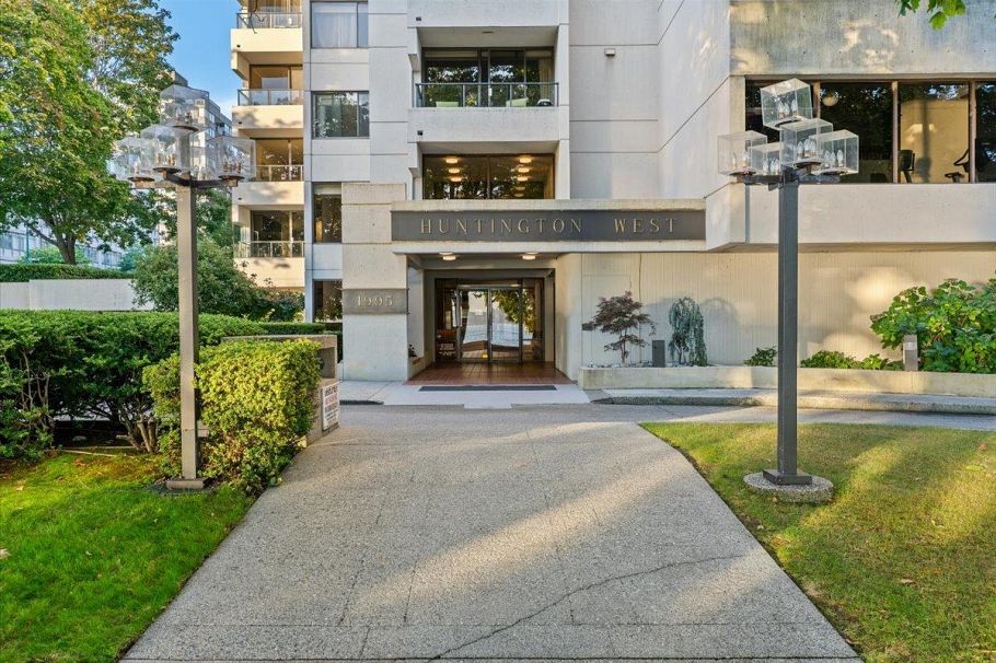 1601 1995 Beach Avenue Vancouver, BC - 36