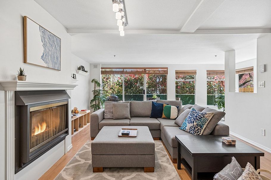 4306 Sophia Street Vancouver, BC - 1