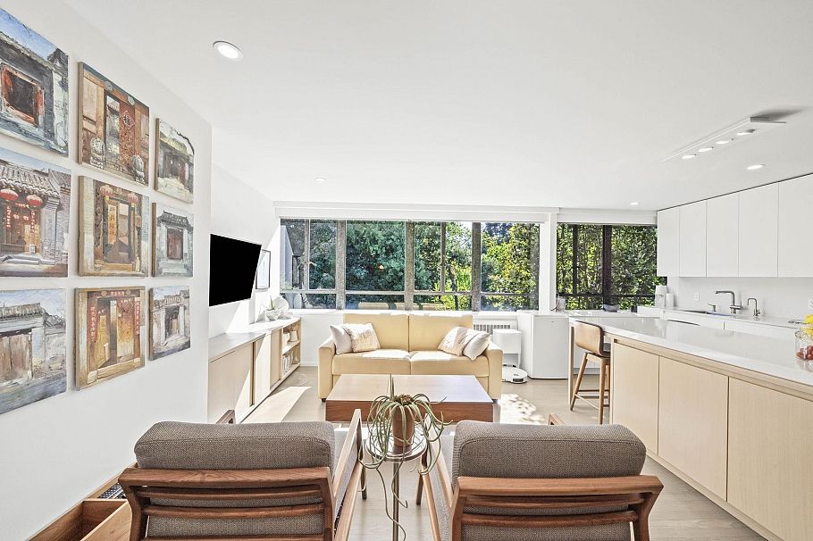817 1445 Marpole Avenue Vancouver, BC - 17