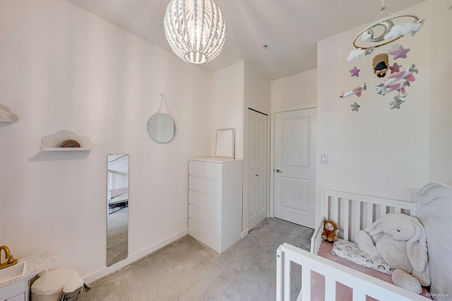 319 119 W 22nd Street North Vancouver, BC - 18