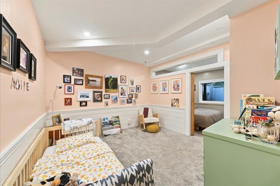 4151 Fircrest Place North Vancouver, BC - 29