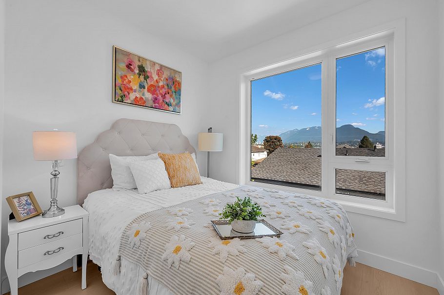 3 2893 Eton Street Vancouver, BC - 7