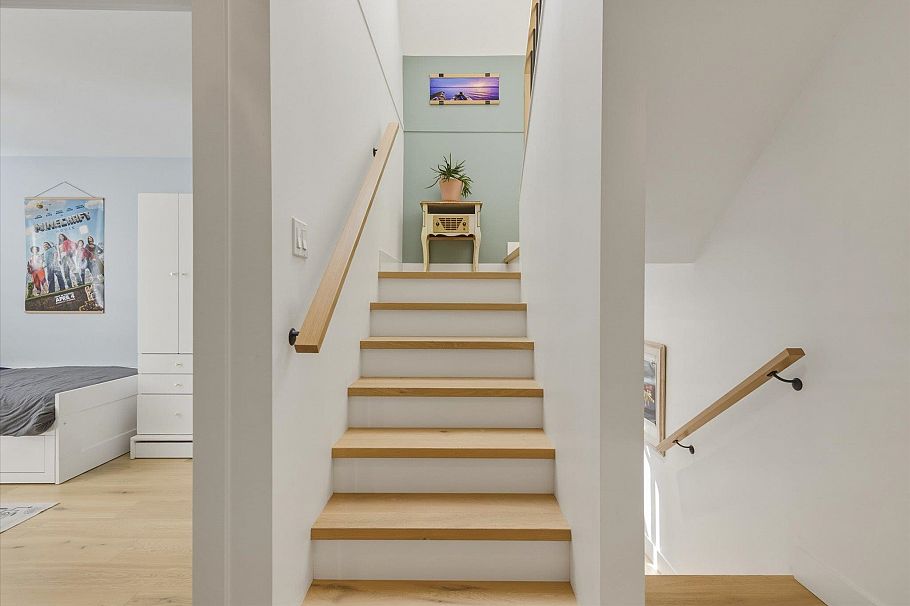 1073 E Pender Street Vancouver, BC - 17