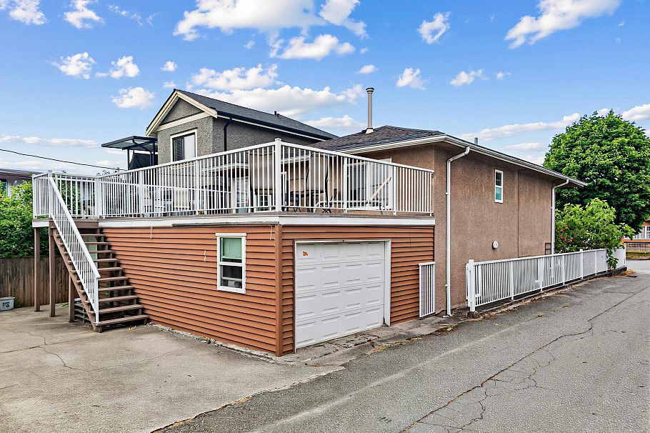 1972 E 51st Avenue Vancouver, BC - 24