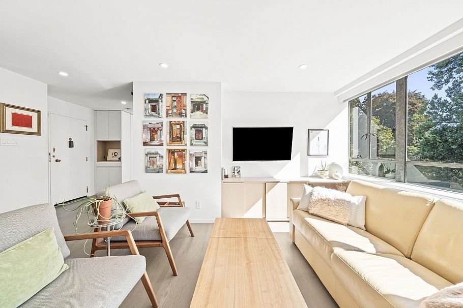 817 1445 Marpole Avenue Vancouver, BC - 21