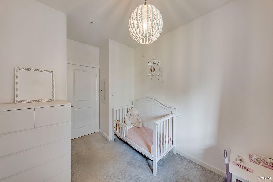319 119 W 22nd Street North Vancouver, BC - 19