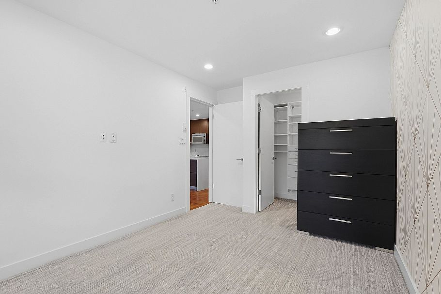 203 2481 Waterloo Street Vancouver, BC - 22