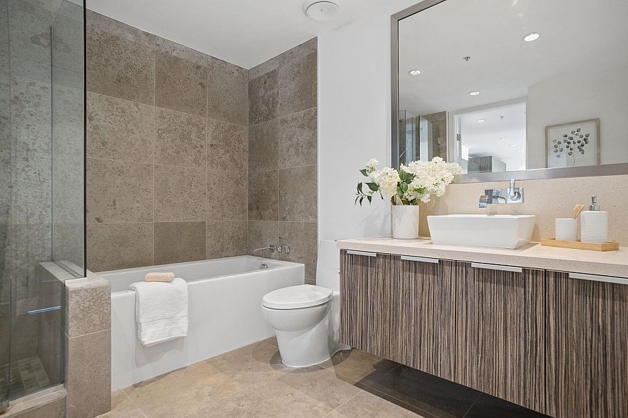 606 1661 Ontario Street Vancouver, BC - 14