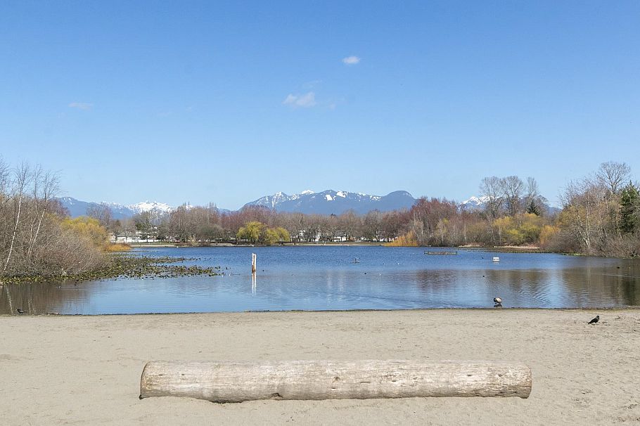 1678 E 13th Avenue Vancouver, BC - 39
