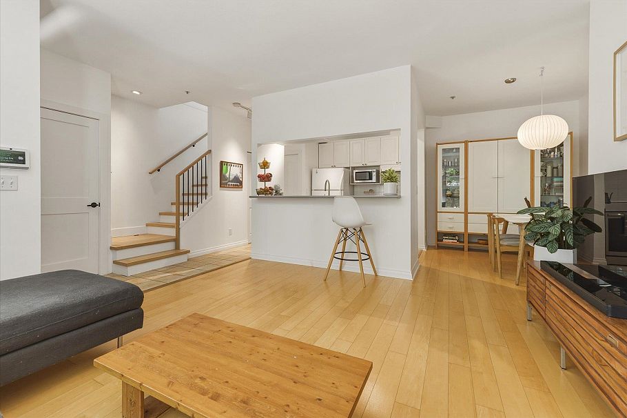 1073 E Pender Street Vancouver, BC - 7