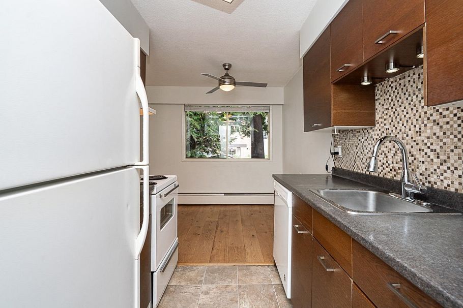 106 235 E 13th Street North Vancouver, BC - 23