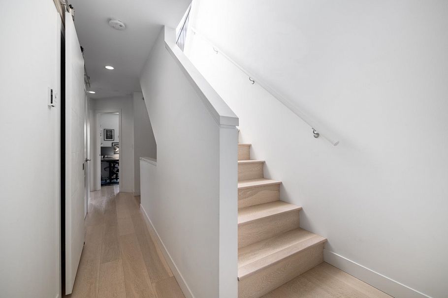 109 453 E 16th Avenue Vancouver, BC - 22