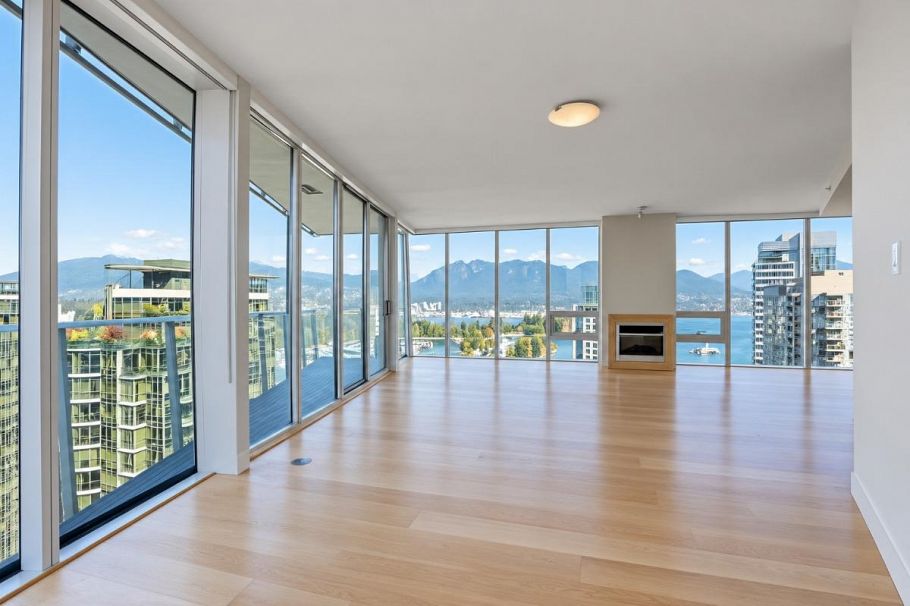2701 1277 Melville Street Vancouver, BC - 3