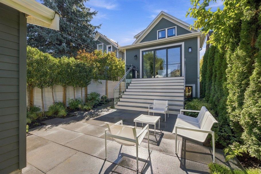 279 E 18th Avenue Vancouver, BC - 16
