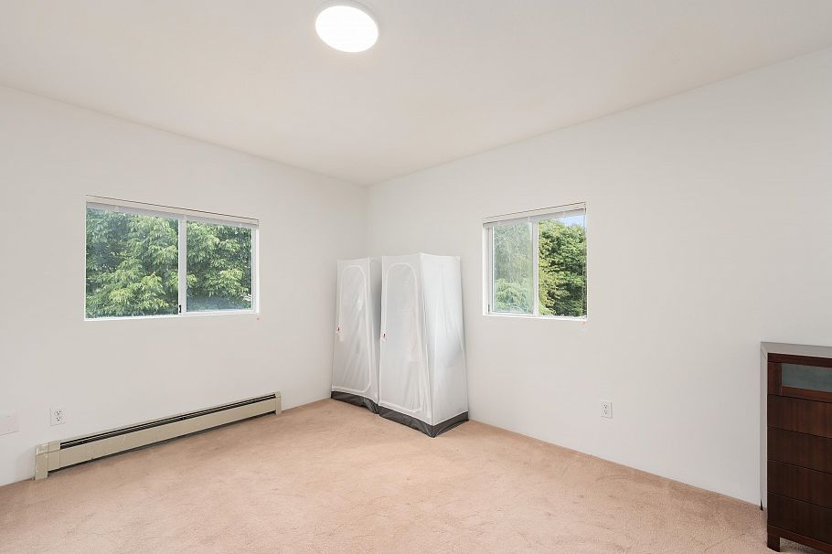 1038 E 51st Avenue Vancouver, BC - 16
